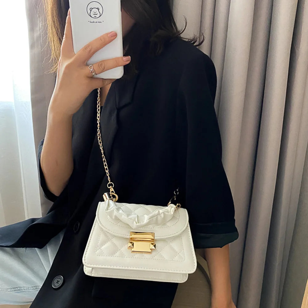 حقائب نسائية اتصل بنا
07730045779